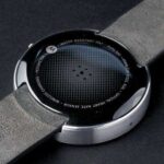 Экран и браслет Motorola Moto 360