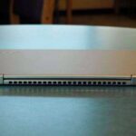 Lenovo Yoga 720 13 сзади