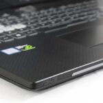 Asus ROG Strix Scar II GL704 толщина