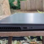 Lenovo Legion 5i слева