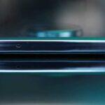 Nokia 8.3 вверху