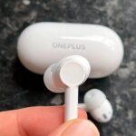 OnePlus Buds Z2 управление