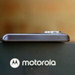Motorola Moto G200 5G сверху