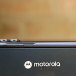 Motorola Moto G200 5G сбоку