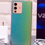 Распаковка Vivo V23 Pro и комплект