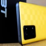 Realme GT Neo 3T сверху
