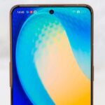 Realme GT2 Master Explorer Edition вырез экрана