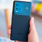 Телефон IQOO 9T в работе