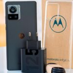 Распаковка Motorola Edge 30 Ultra